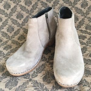Dansko Maria Short Boot Sz 8 (Euro 38)